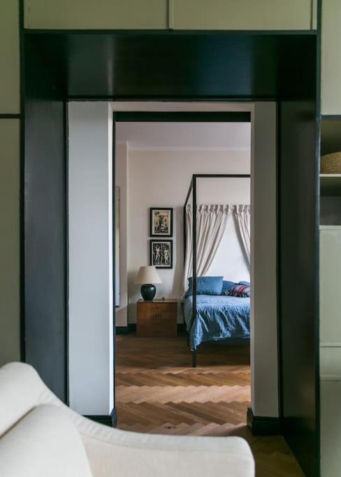 Dark Blue Apartment Varşova Dış mekan fotoğraf